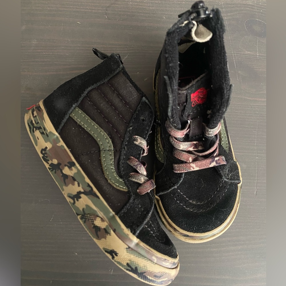 Camo toddler vans